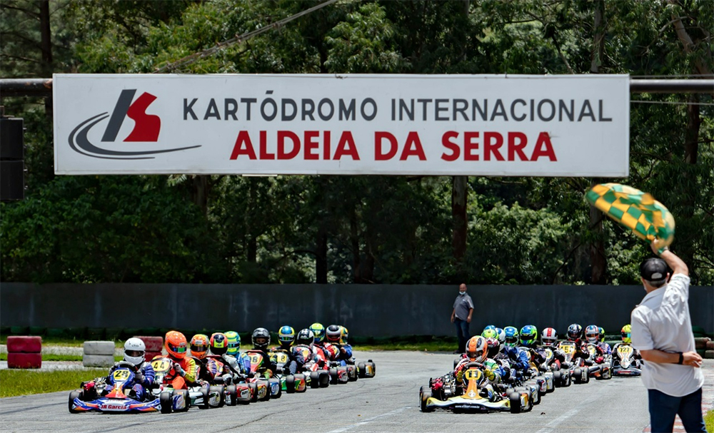 Desconto especial em Corrida de Kart com 20 voltas!